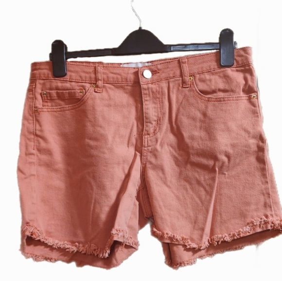 Andrea Jovine Pink Jean Shorts with Frayed Hem - Picture 1 of 5